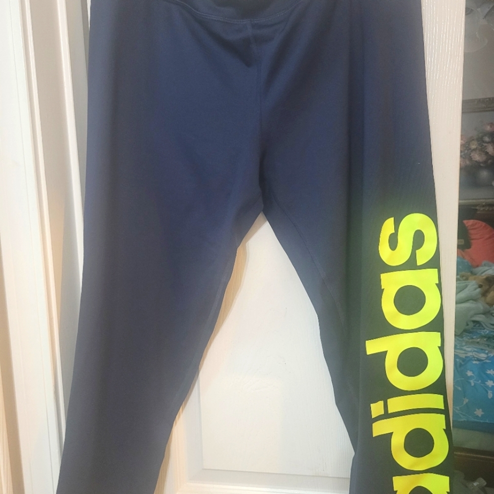 Adidas workout crop pants